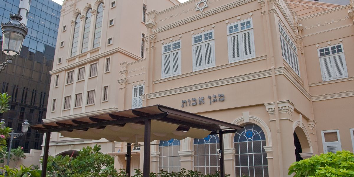 The Women Leading Jewish Education Programs in Singapore